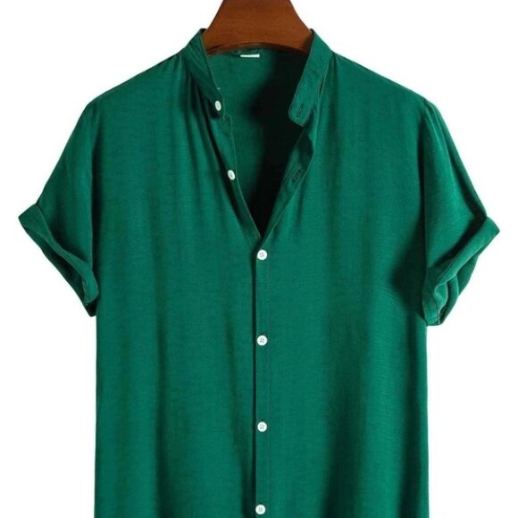 Casual Green Men's Collared Shirt - Picture 1 of 6